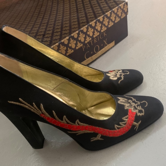 Patrick Cox black pumps - Picture 2 of 4